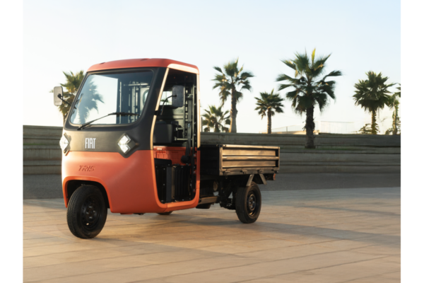 Fiat Tris : le mini pick-up électrique à trois roues arrive en Europe