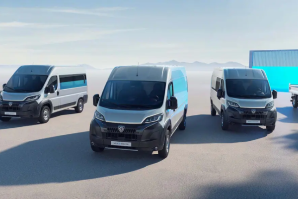 Les avancées des véhicules utilitaires transformés : Stellantis et Renault innovent pour le secteur professionnel