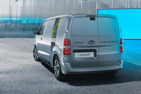 Stellantis Pro One : utilitaires électriques au prix du diesel