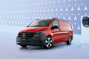 Mercedes eVito 2026 : 66 kWh, mais 794 kg de charge utile